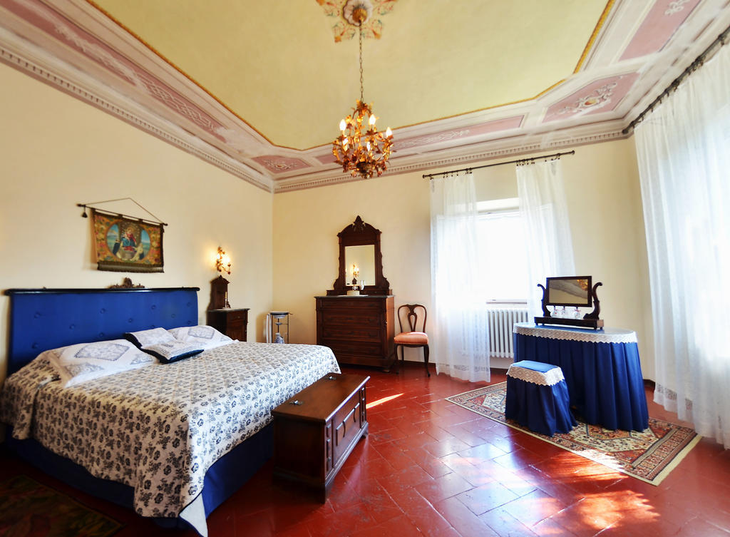 Villa Buonaparte San Miniato Pokoj fotografie
